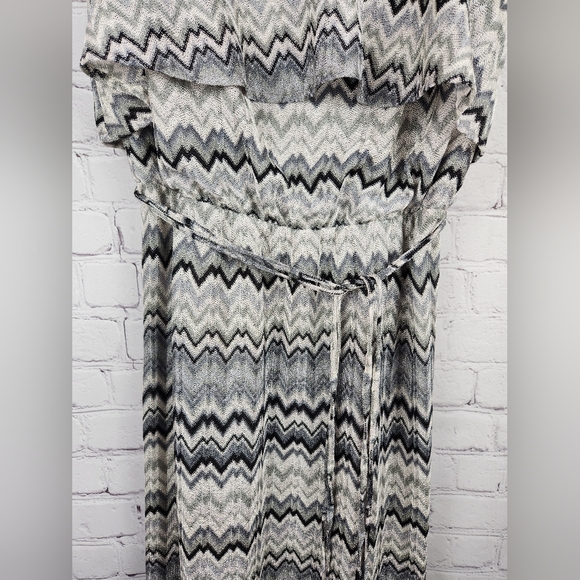 Gabby Skye Maxi Dress - Picture 2 of 5